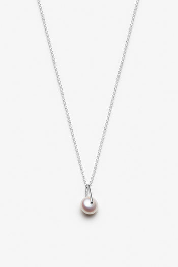 Pearl jewelry