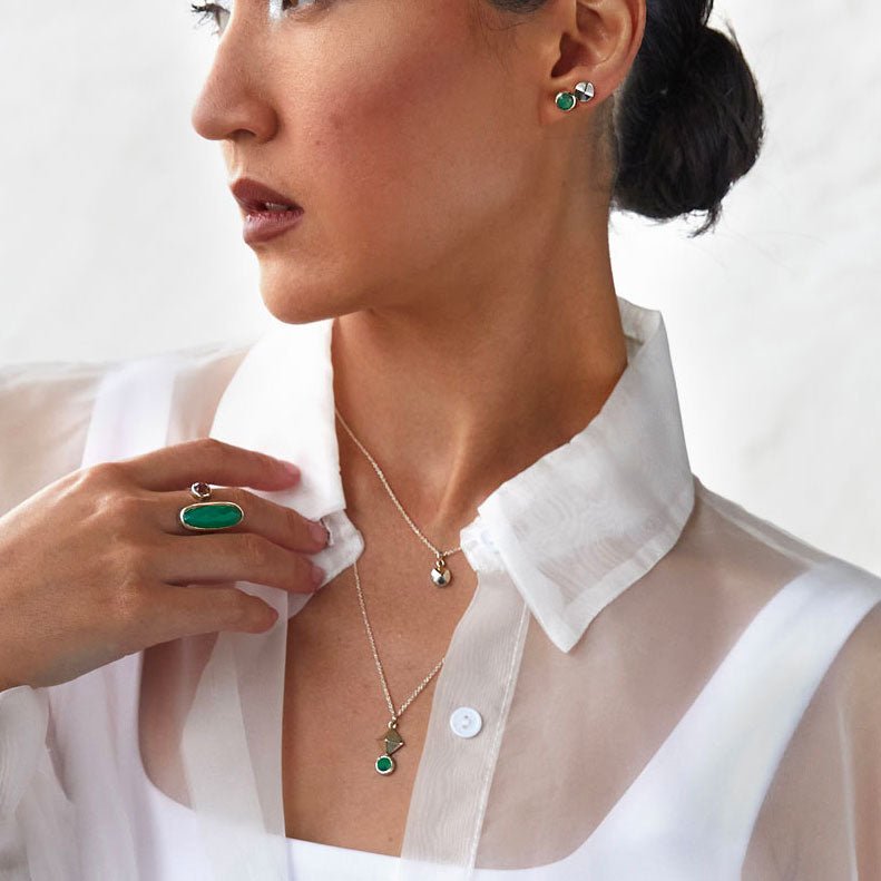Green stone pendant set in Silver - Canada