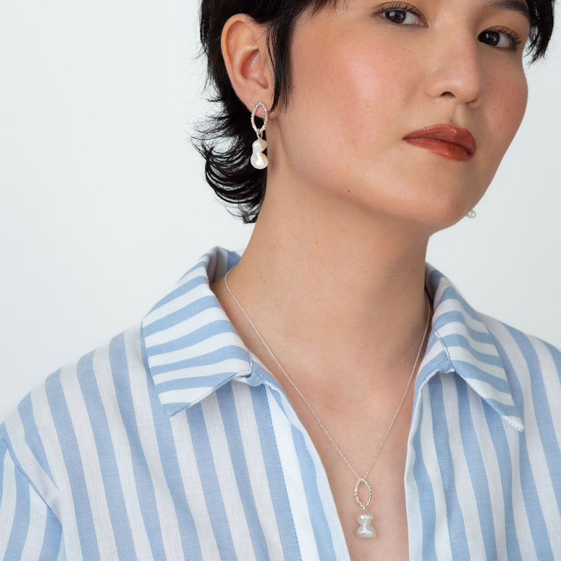 Baroque pearls silver earrings and necklace