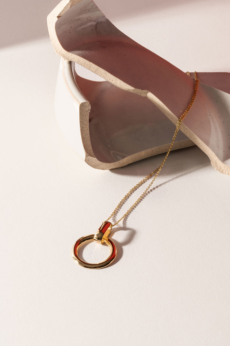 Gold Circle pendant necklace Canada - Veronique Roy Jwls contemporary minimalist jewelry