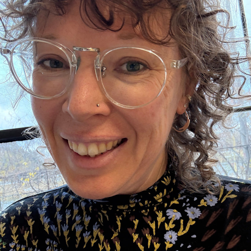 Stud hoop earrings in silver