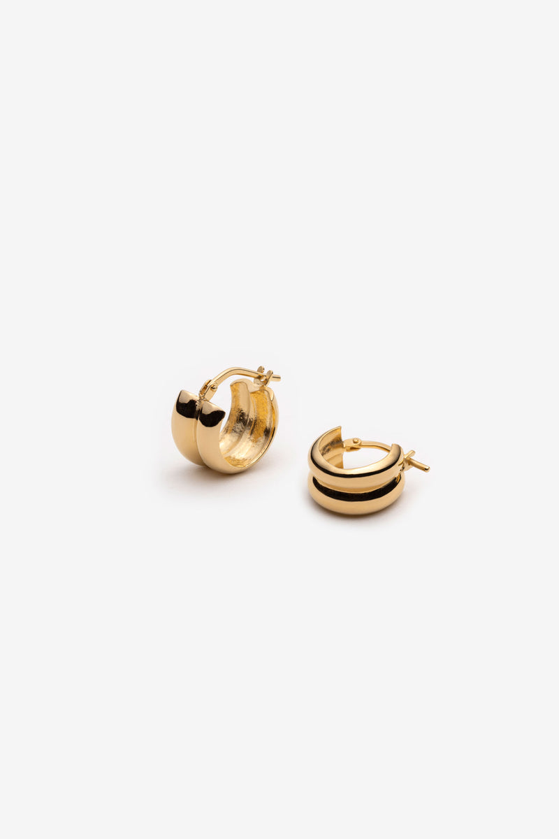 Small_chunky_hoop-Earrings_14k_gold-Plated-Canadian-Designer-Jeweller