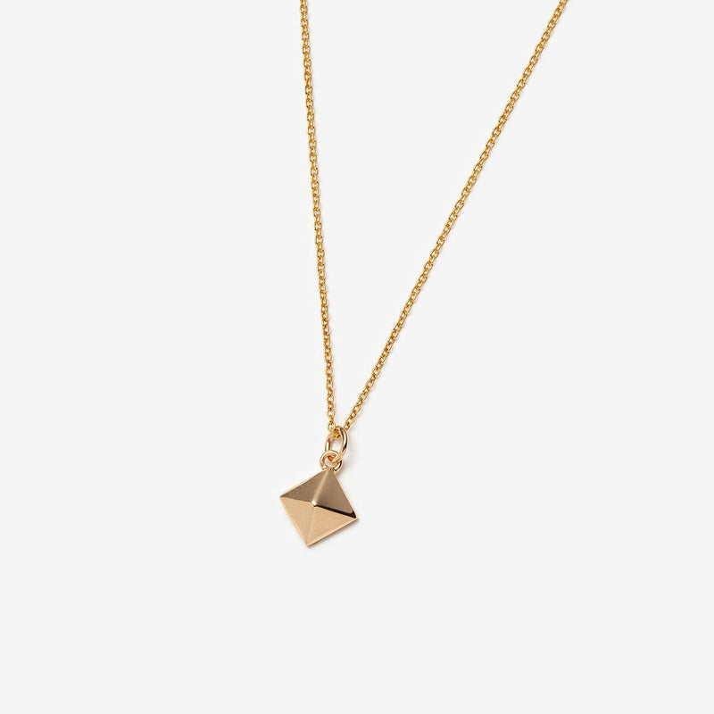 Minimalist gold Pendant Necklace Made in Montreal
