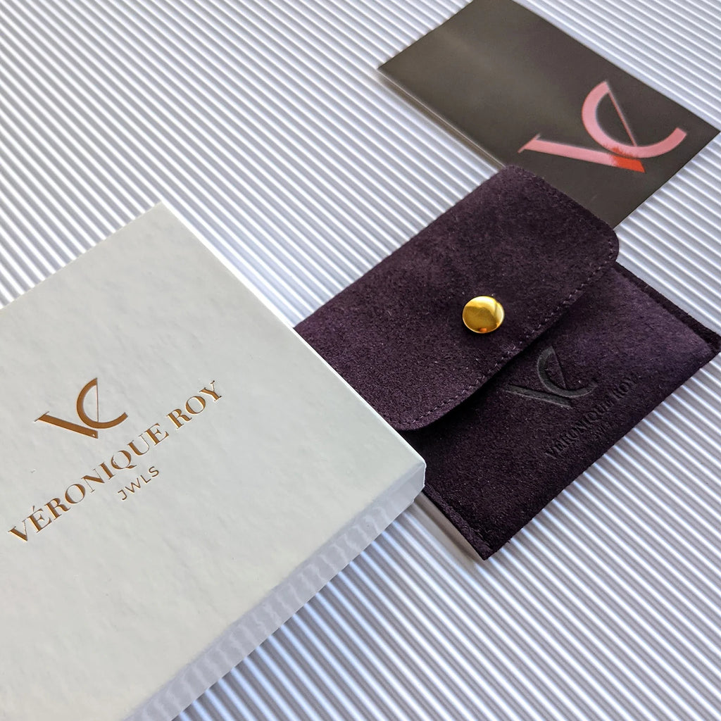 Canadian jeweller Veronique Roy's Packaging