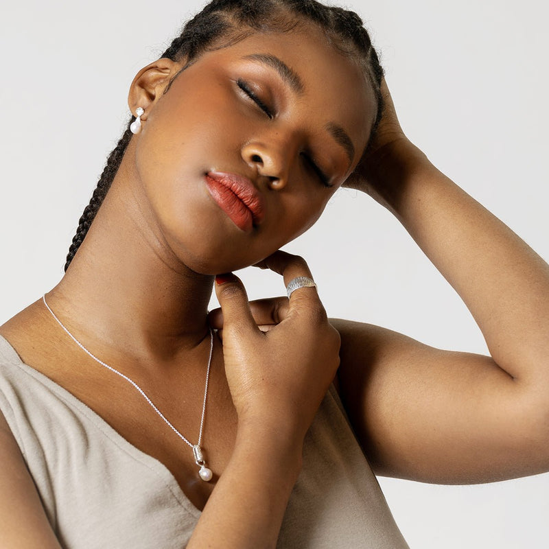 simple drop earrings and necklace for wedding