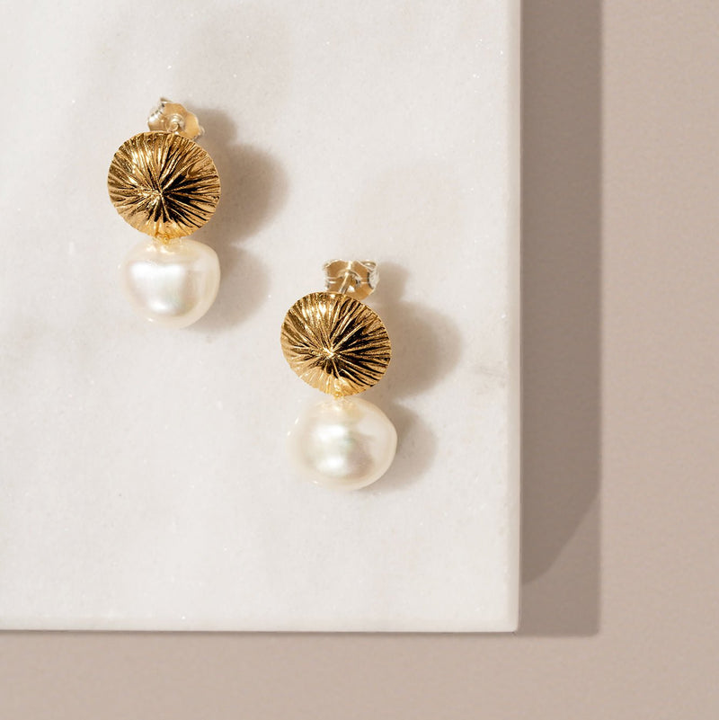 Glamour gold and baroque pearls earrings-wedding