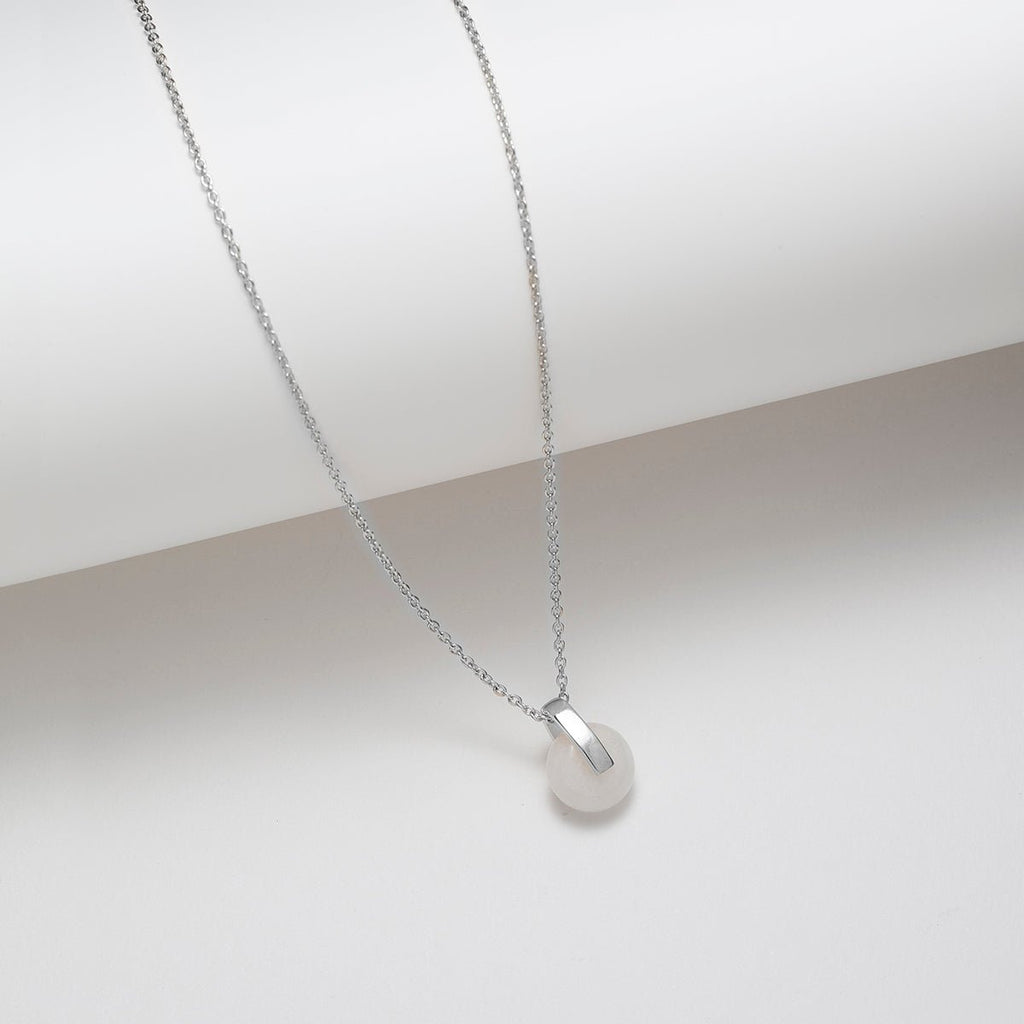 White jade dainty pendant necklace by Vemtl