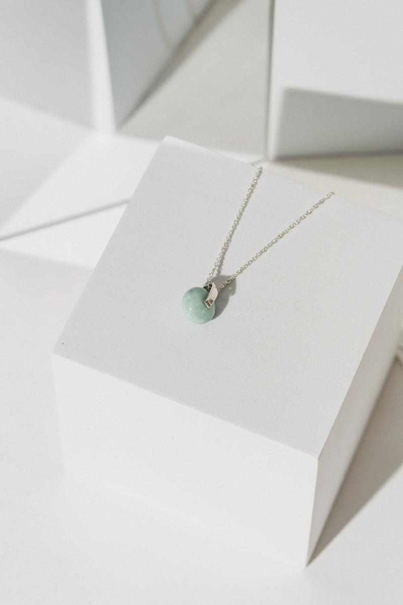 Simple sterling silver amazonite pendant necklace