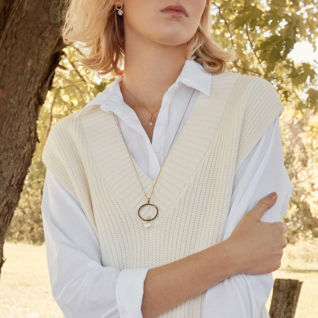 Minimalist layered long and short pendant necklaces with pearl and blue lace agate