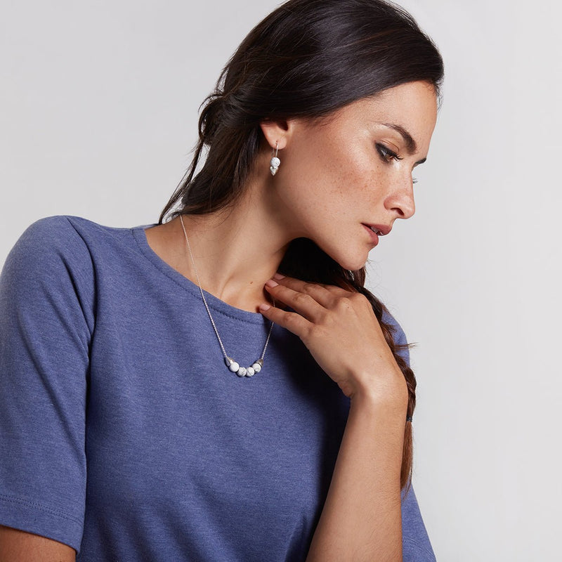 Alice, everyday necklace with white howlite marble
