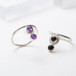 Ariane, minimalist rings with onyx or amethyst